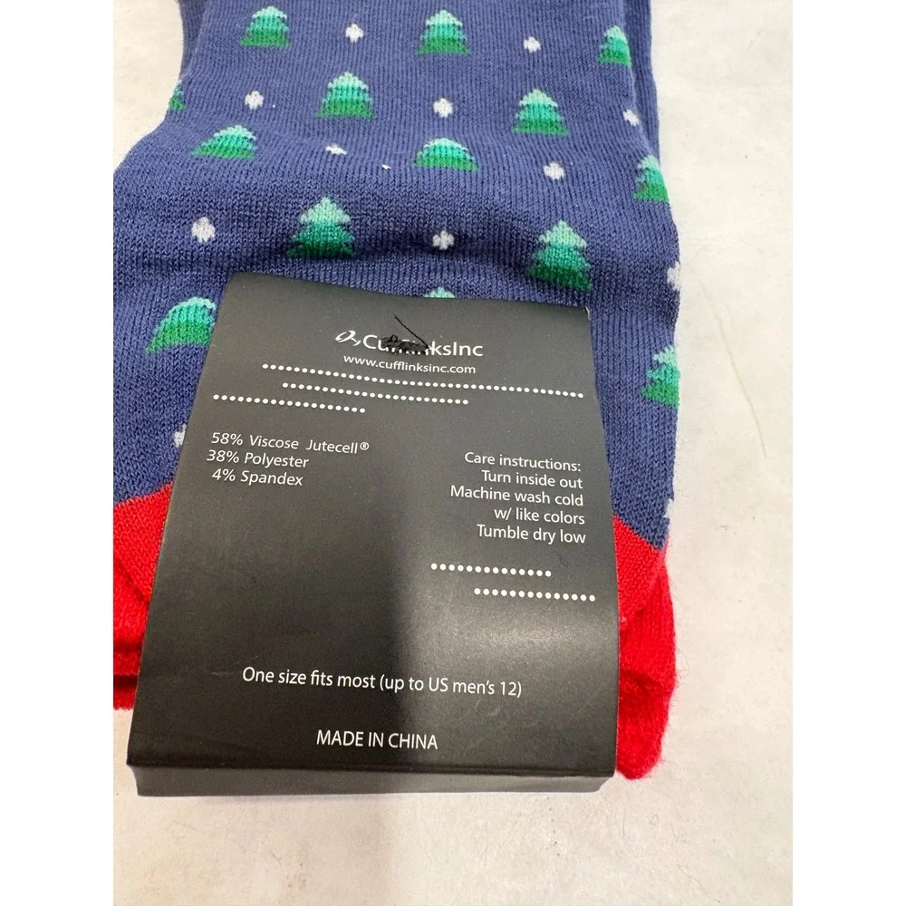 Cufflinks Inc Mens Navy Blue Christmas Tree Snowflake Holiday Crew Socks‎ NWT